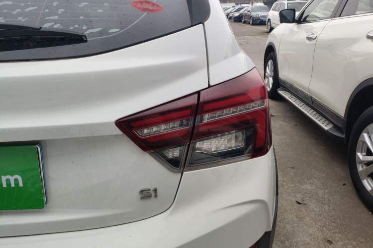 Used Geely Auto Vision S1 2018 1.4T CVT FENGXING Model Exterior 3