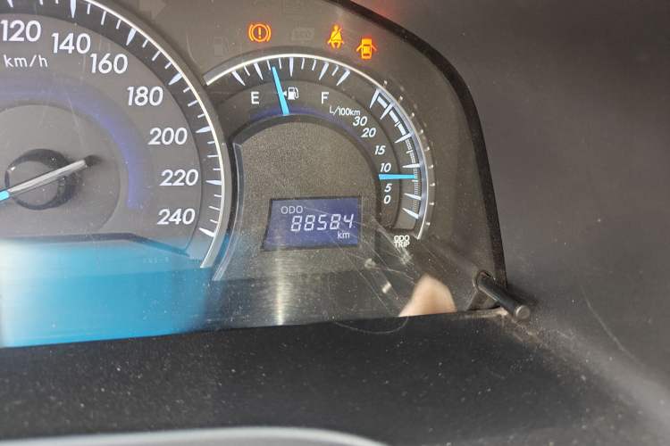 Used Toyota Camry 2016 2.0G 10th Anniversary Leading Edition