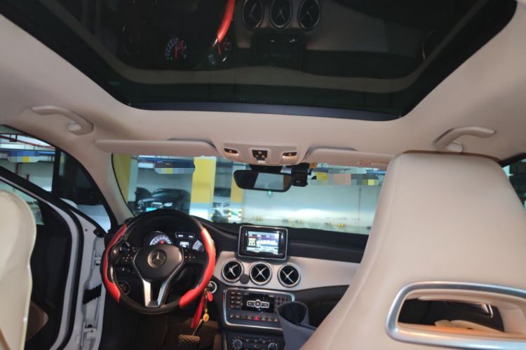 Used Mercedes-Benz GLA 2015 GLA 220 4MATIC Fashion Model