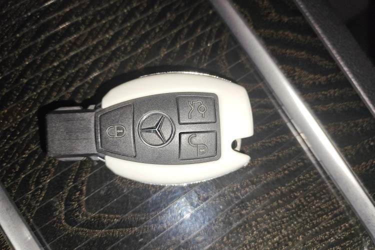 Used Mercedes-Benz GLK-Class 2015 GLK 260 4MATIC Fashion Edition Ultimate Version