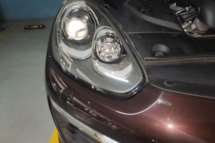 Used Porsche Cayenne 2016 Cayenne Platinum Edition 3.0T
