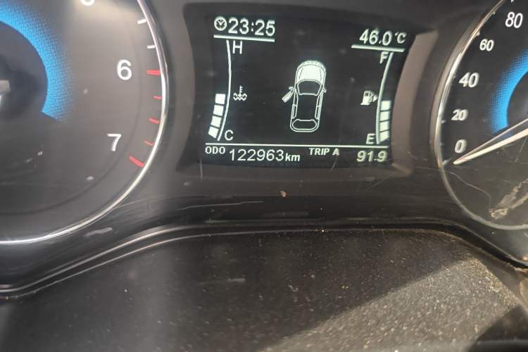 Used Dongfeng Fengon 580 2017 1.5T Manual Luxury Model
