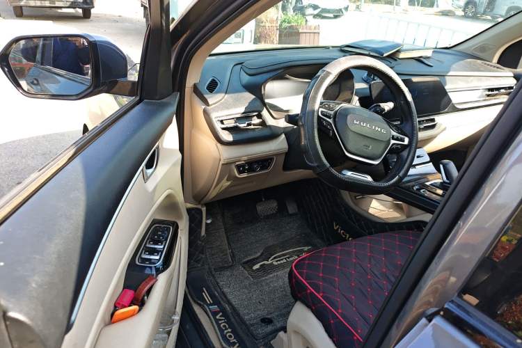 Used Wuling Victory 2020 1.5T CVT Flagship Edition