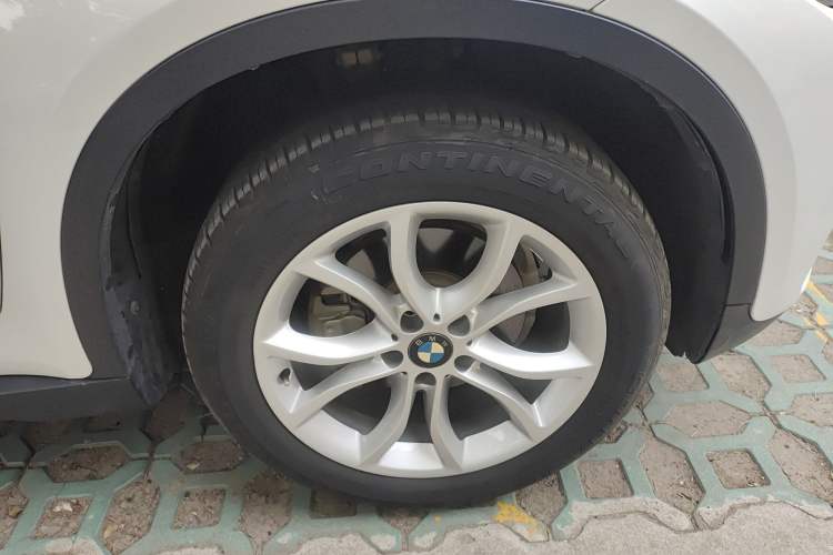 Used BMW X6 2015 xDrive28i
