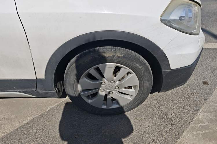 Used Suzuki S-Cross 2014 1.6L CVT Two-Wheel Drive Elite Version
