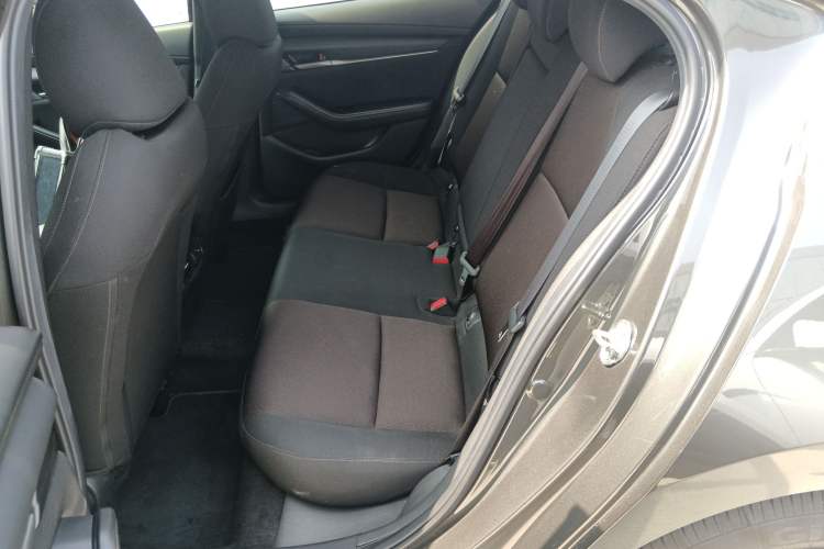 Used Mazda 3 Axela 2021 2.0L Automatic Zhiqing Edition