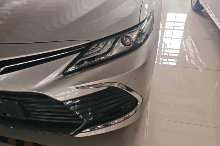 Used Toyota Camry 2021 2.0G Luxury Edition
