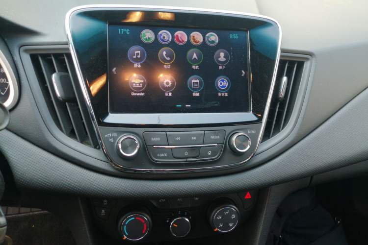 Used Chevrolet Monza 2019 Redline 320T Dual-Clutch Sporty Version China VI Standard Audio And AC Panel