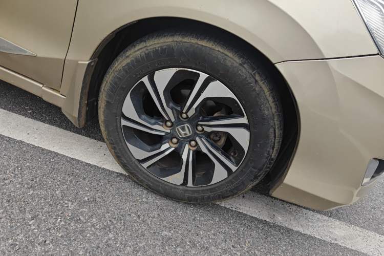 Used Honda Crider 2016 1.8L CVT Luxury Edition
