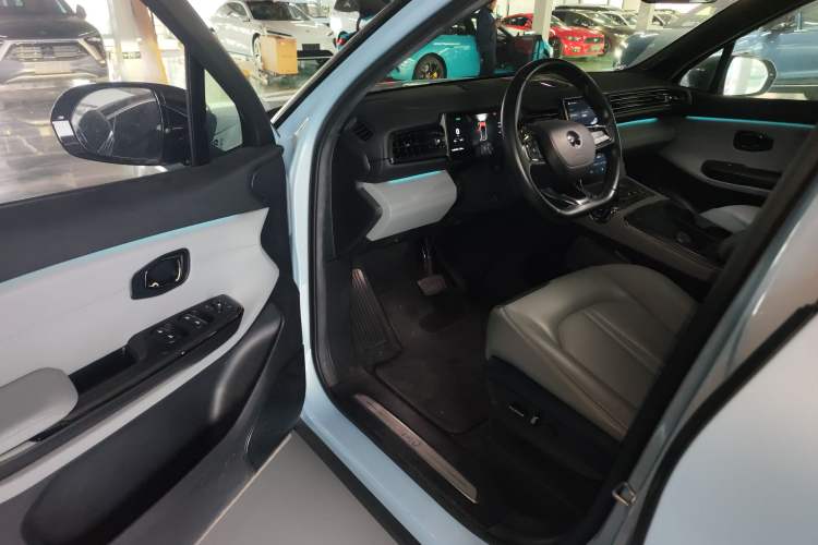 Used Nio ES6 2022 75 kWh Sport Edition Driver Seat