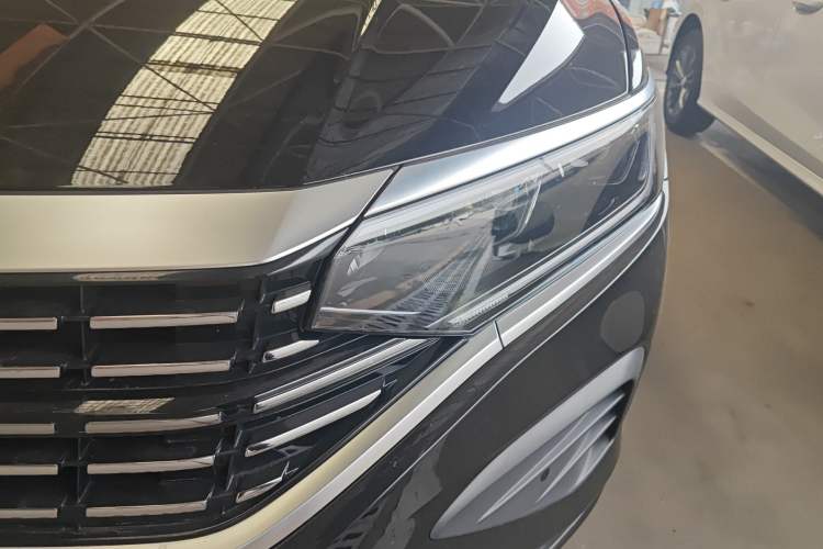 Used Volkswagen Passat 2025 Premium Version 380TSI Dragon Edition