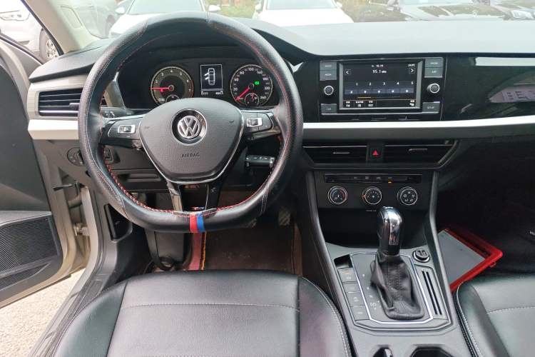 Used Volkswagen Lavida 2019 280TSI DSG Comfort Edition China VI standard Audio And AC Panel