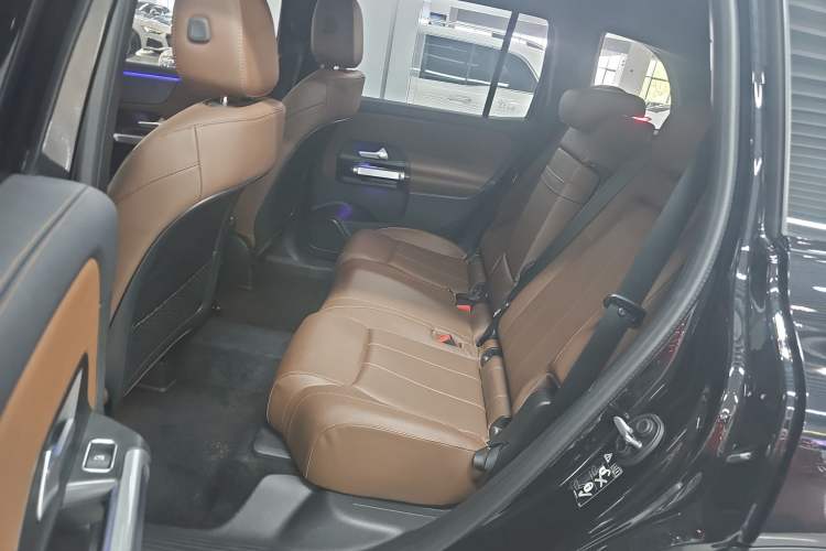 Used Mercedes-Benz GLB 2023 GLB 220 Sport Edition Left Rear Seat