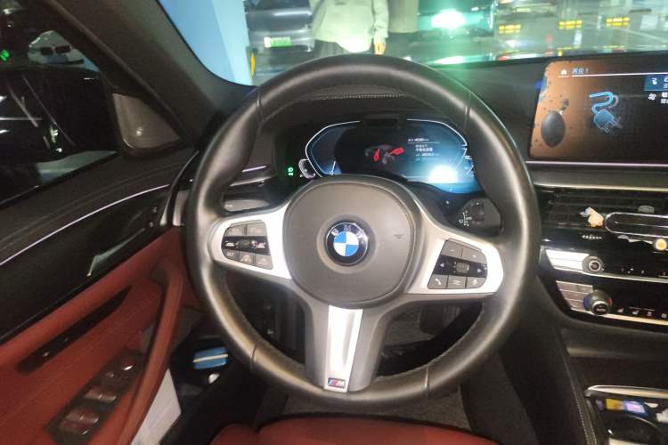 Used BMW 5 Series New Energy 2021 Restyled 535Le Pioneer Edition M Sport Package Steering Wheel