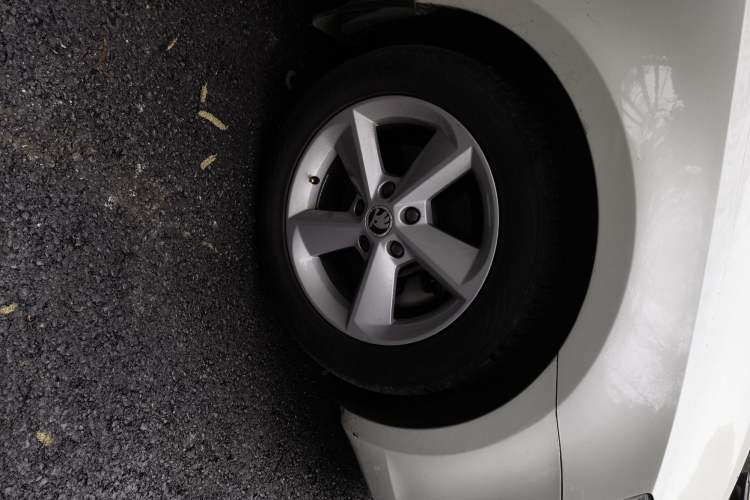 Used Skoda Octavia 2015 1.6L Manual Yijun Edition
