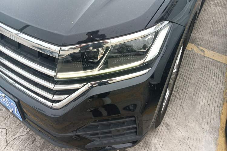 Used Volkswagen Touareg 2021 2.0 TSI Flagship Special Edition Left Front Headlight
