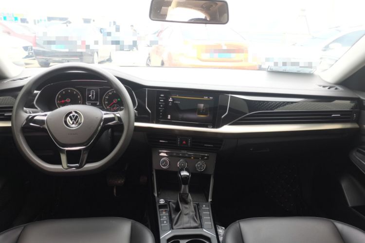 Used Volkswagen Passat 2020 Revised Version 280TSI Business Edition China VI Standard Center Console