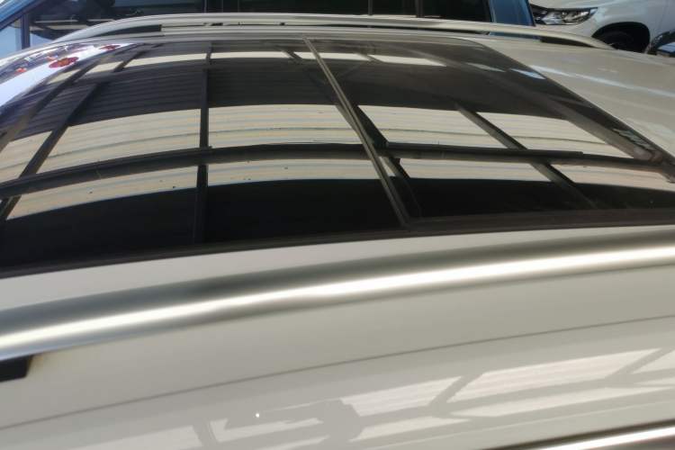 Used Volkswagen T-ROC 2018 230TSI DSG Two-Wheel Drive Advanced Version China V Standard
