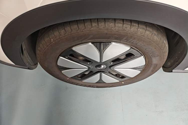Used Wuling Bingo S 2025 Model 325km Deluxe Edition
