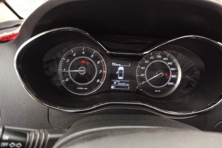 Used Baojun 560 2016 1.8L iAMT Elite Edition