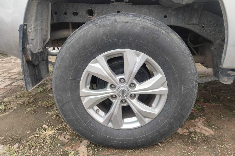 Used Dongfeng Ruichi 6 2020 2.3T Automatic 2WD Diesel Luxury Version China VI Standard Long Cargo Bed M9T
