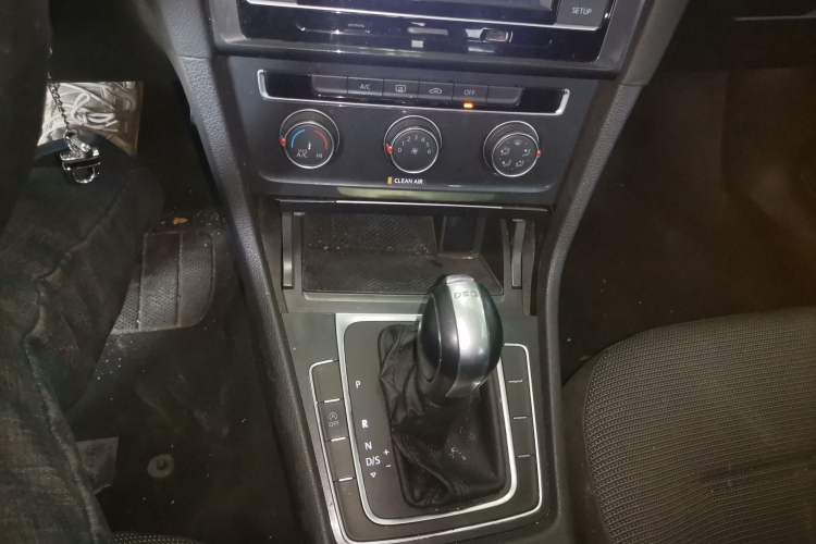 Used Volkswagen Golf 2018 230TSI Automatic Comfort Model
