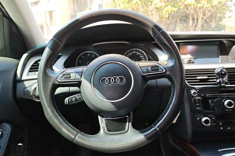 Used Audi A4L 2016 35 TFSI Collection Edition S line Comfort Model