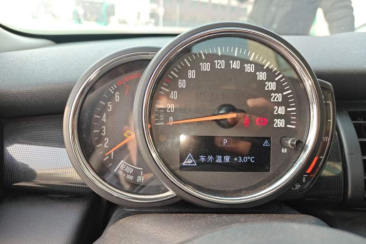 Used MINI MINI 2018 2.0T COOPER S Artist
