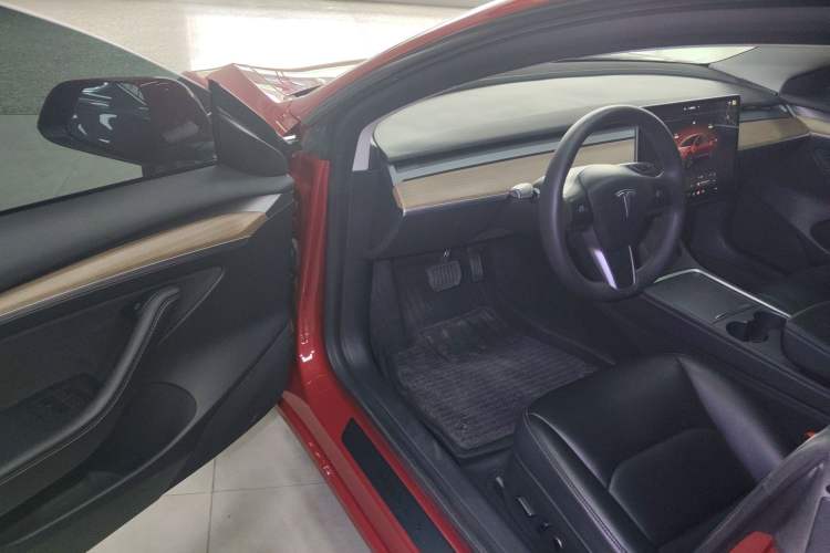 Used Tesla Model 3 2022 Rear-Wheel-Drive Version