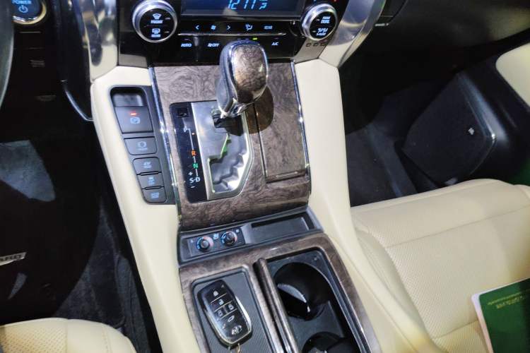 Used Toyota Alphard 2020 Dual-Engine 2.5L Prestige Edition