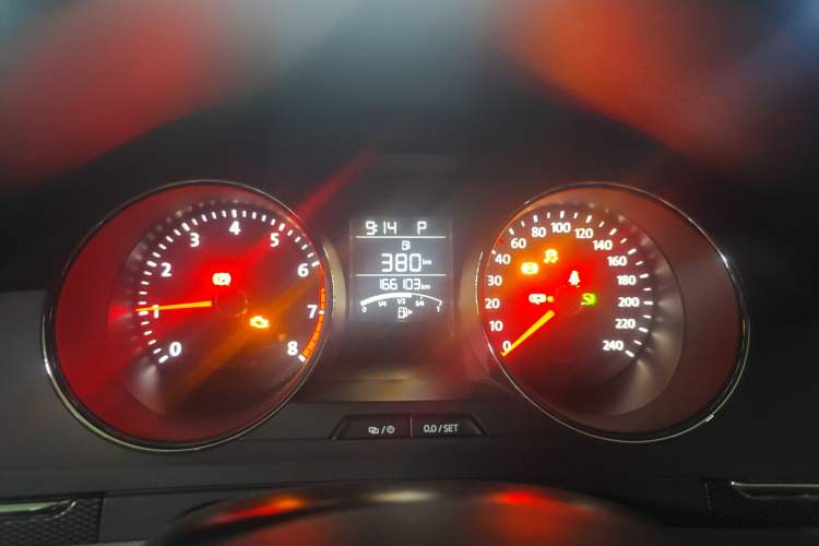 Used Volkswagen Bora 2013 1.6L Automatic Fashion Model