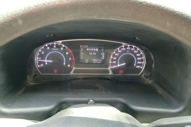 Used JMC Transit 2019 2.8T Commercial Version Short Wheelbase Mid-Roof 6-Seater China VI JX493 Instrument Cluster