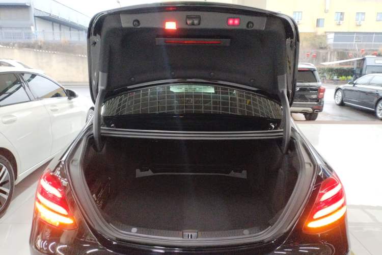 Used Mercedes-Benz E-Class 2020 E 300 L Luxury Model