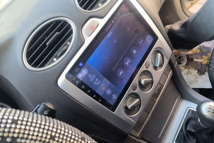 Used Ford Focus 2011 Hatchback 1.8L Manual Comfort Model
