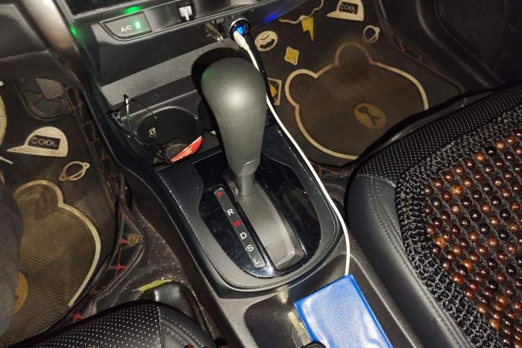 Used Honda City 2017 1.5L CVT Elite Edition Gear Lever