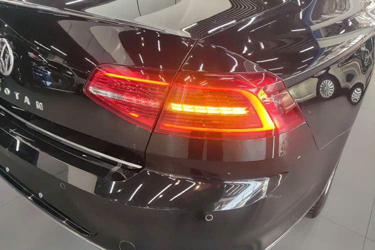 Used Volkswagen Magotan 2018 330TSI DSG Luxury Model