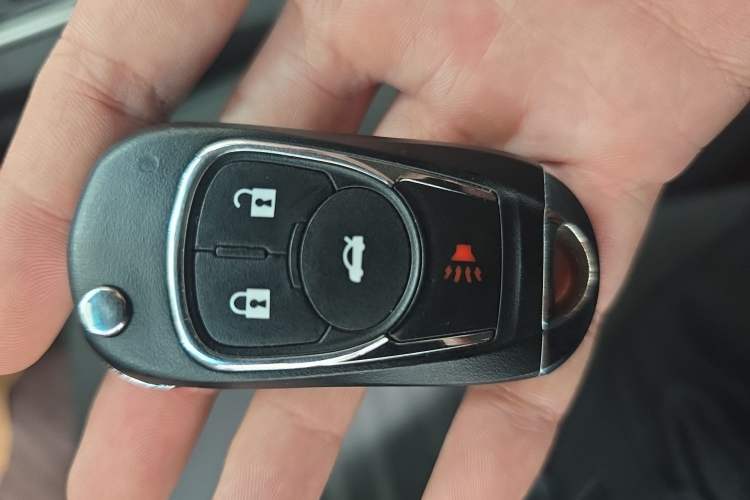 Used Chevrolet Cavalier 2018 320 Manual Enjoyment Edition