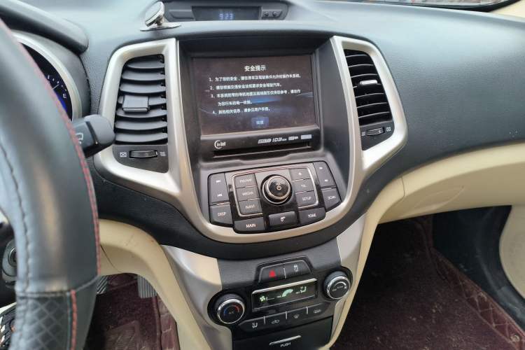 Used Changan Eado 2015 1.6L Manual Luxury Model China V Standard