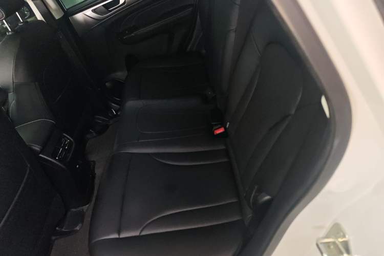 Used Haval M6 2023 PLUS 1.5T DCT Luxury Smart Connectivity Model
