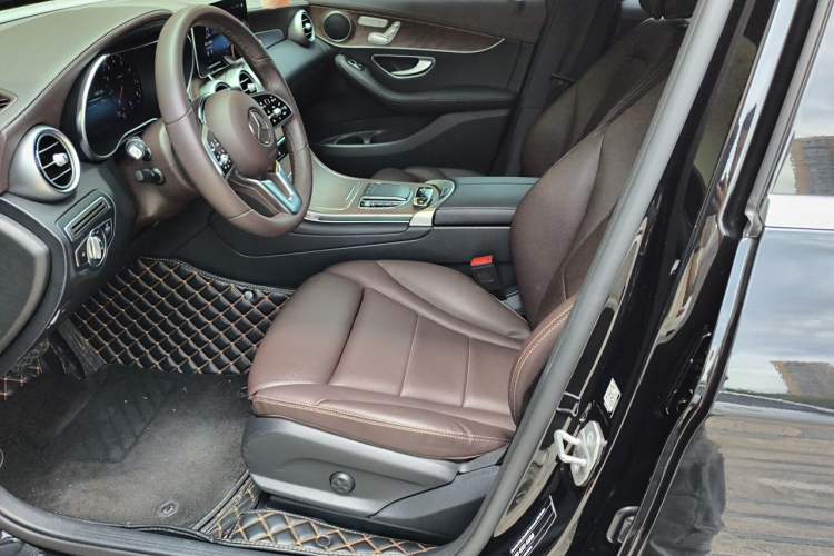 Used Mercedes-Benz GLC 2022 Refreshed GLC 300 L 4MATIC Dynamic Edition Prestige Version
