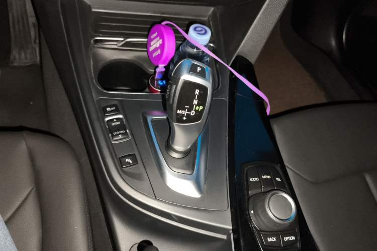 Used BMW 3 Series 2017 320Li Fashion Model Gear Lever