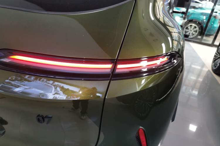 Used Avatr 07 2024 Ultra Range-Extended Four-Wheel Drive
