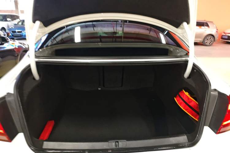 Used Volkswagen FAW-Volkswagen CC 2016 1.8TSI Luxury Model
