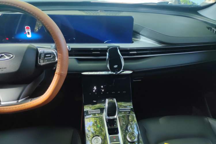 Used Chery Tiggo 8 PLUS 2021 290TGDI DCT Haoting Edition