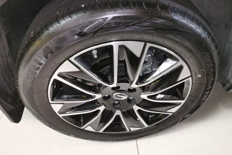 Used GAC Trumpchi GS4 2024 MAX 1.5T Flagship Edition Right Rear Wheel Hub
