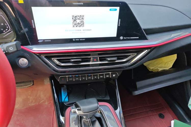 Used CHANGAN OSHAN X5 2021 1.5T DCT Flagship Edition Audio And AC Panel