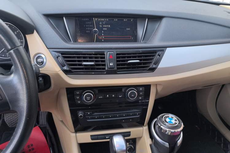 Used BMW X1 2012 sDrive18i Luxury Edition