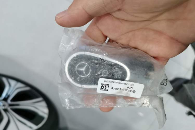 Used Mercedes-Benz EQE SUV 2024 500 4MATIC Pioneer Edition Interior 1