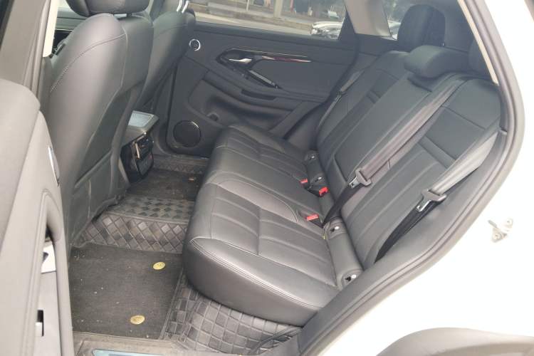 Used Land Rover Range Evoque 2024 Aurora L 249 PS Prestige Light-Chasing Edition
