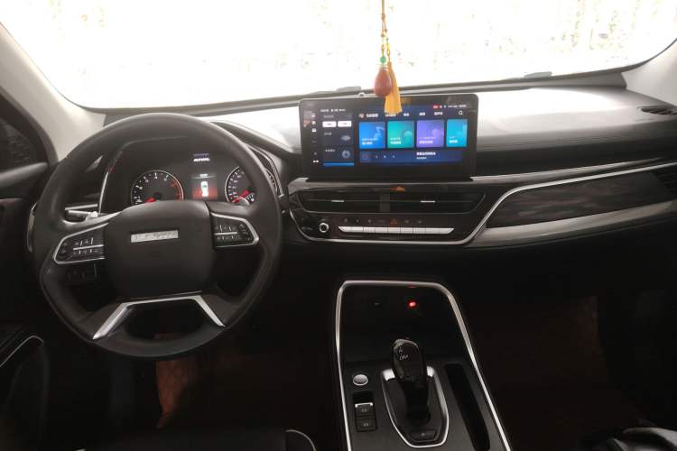 Used Haval H6 2021 National Trend Edition 1.5T Automatic Urban Version Center Console